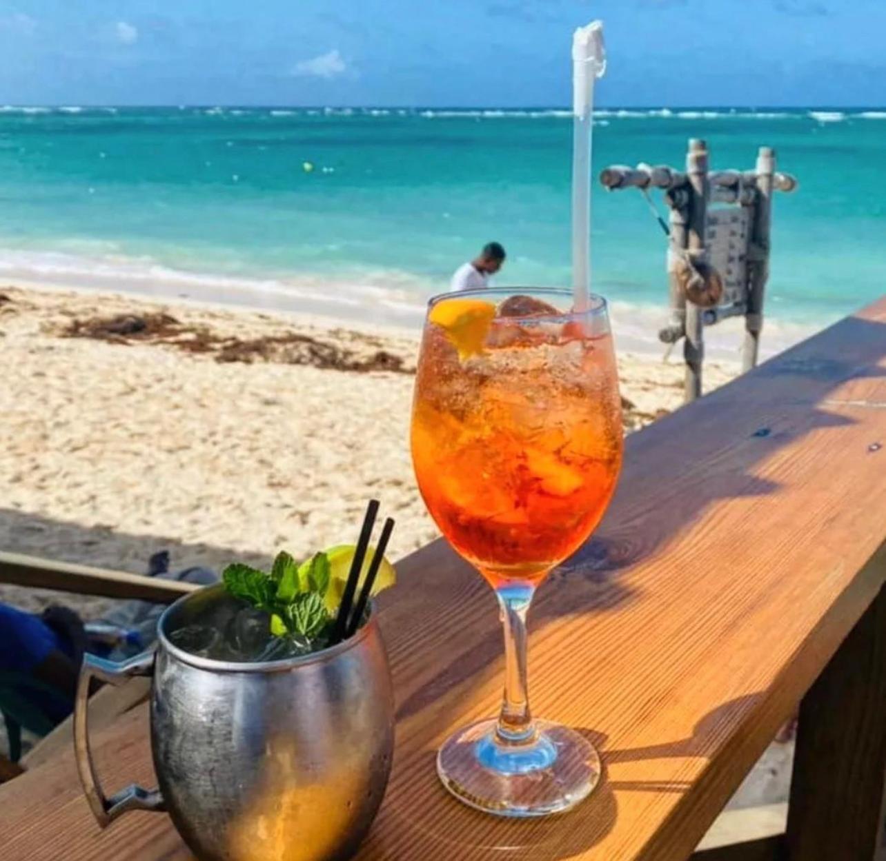 Aventura Studios Playa Los Corales Punta Cana Exteriör bild